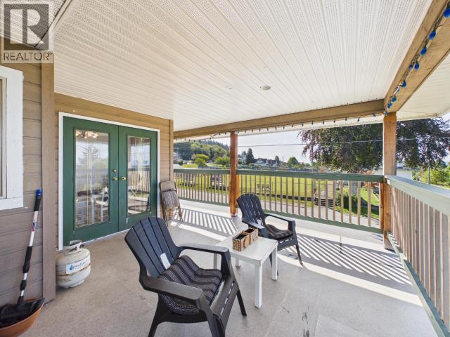 5726 Marine Ave, Powell River, BC