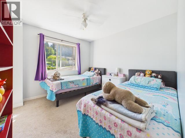 5726 Marine Ave, Powell River, BC