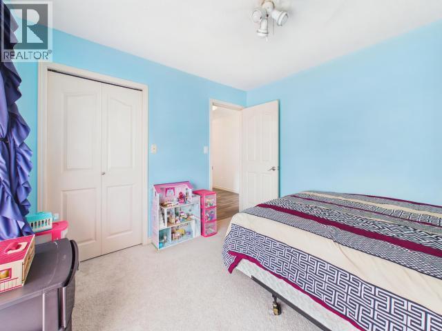 5726 Marine Ave, Powell River, BC