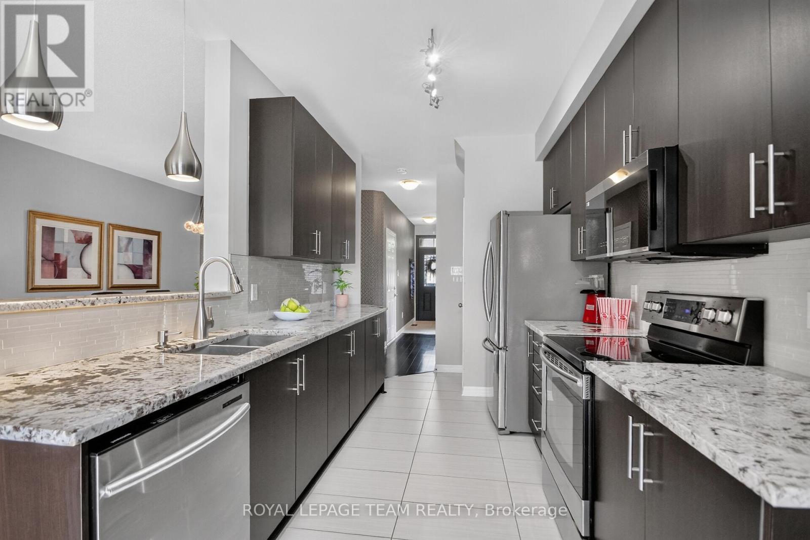 111 Hawkeswood Drive, Ottawa, ON