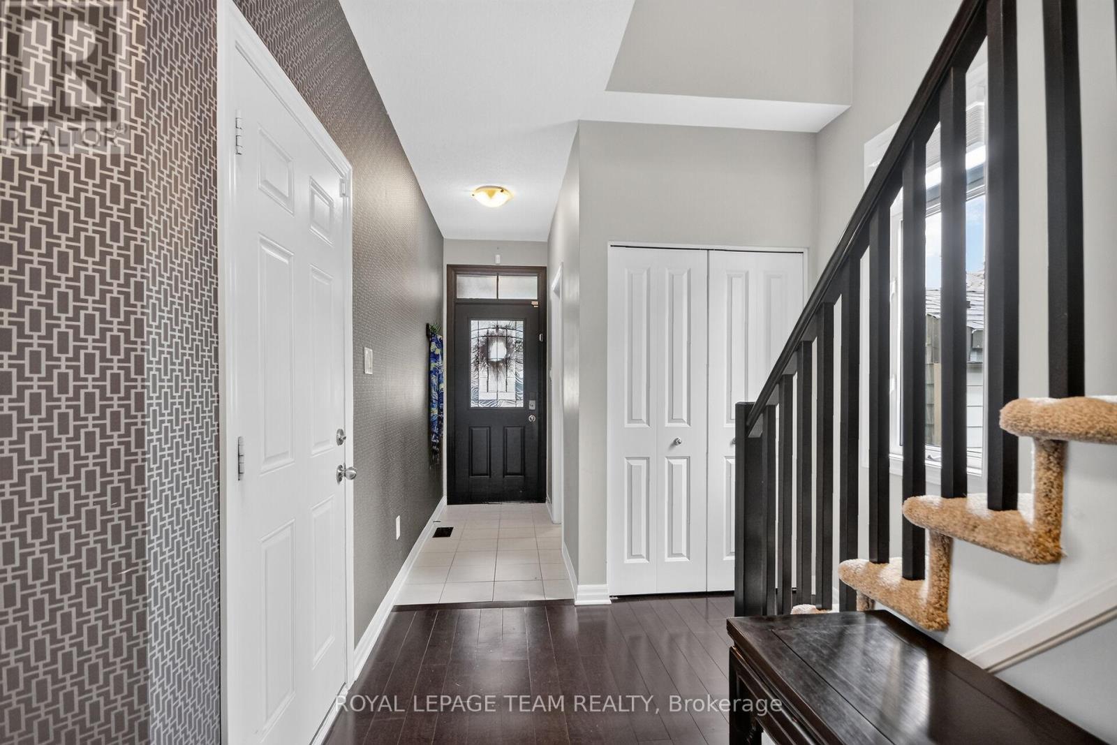 111 Hawkeswood Drive, Ottawa, ON