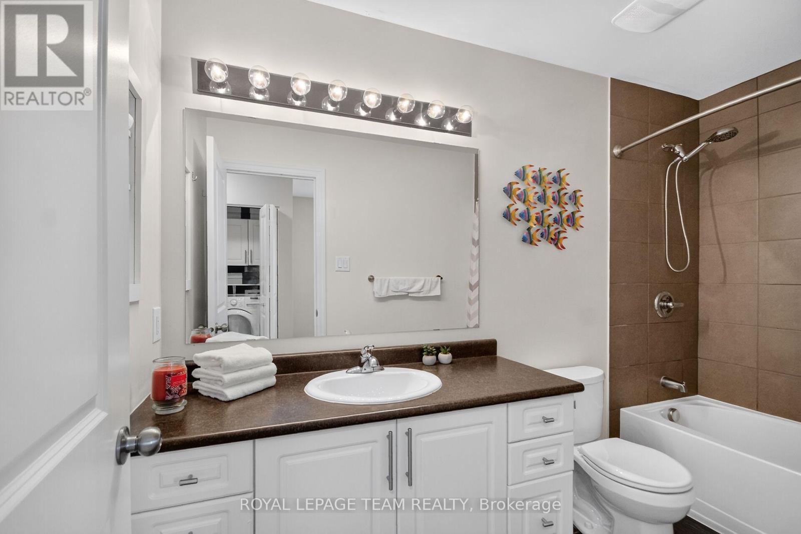 111 Hawkeswood Drive, Ottawa, ON