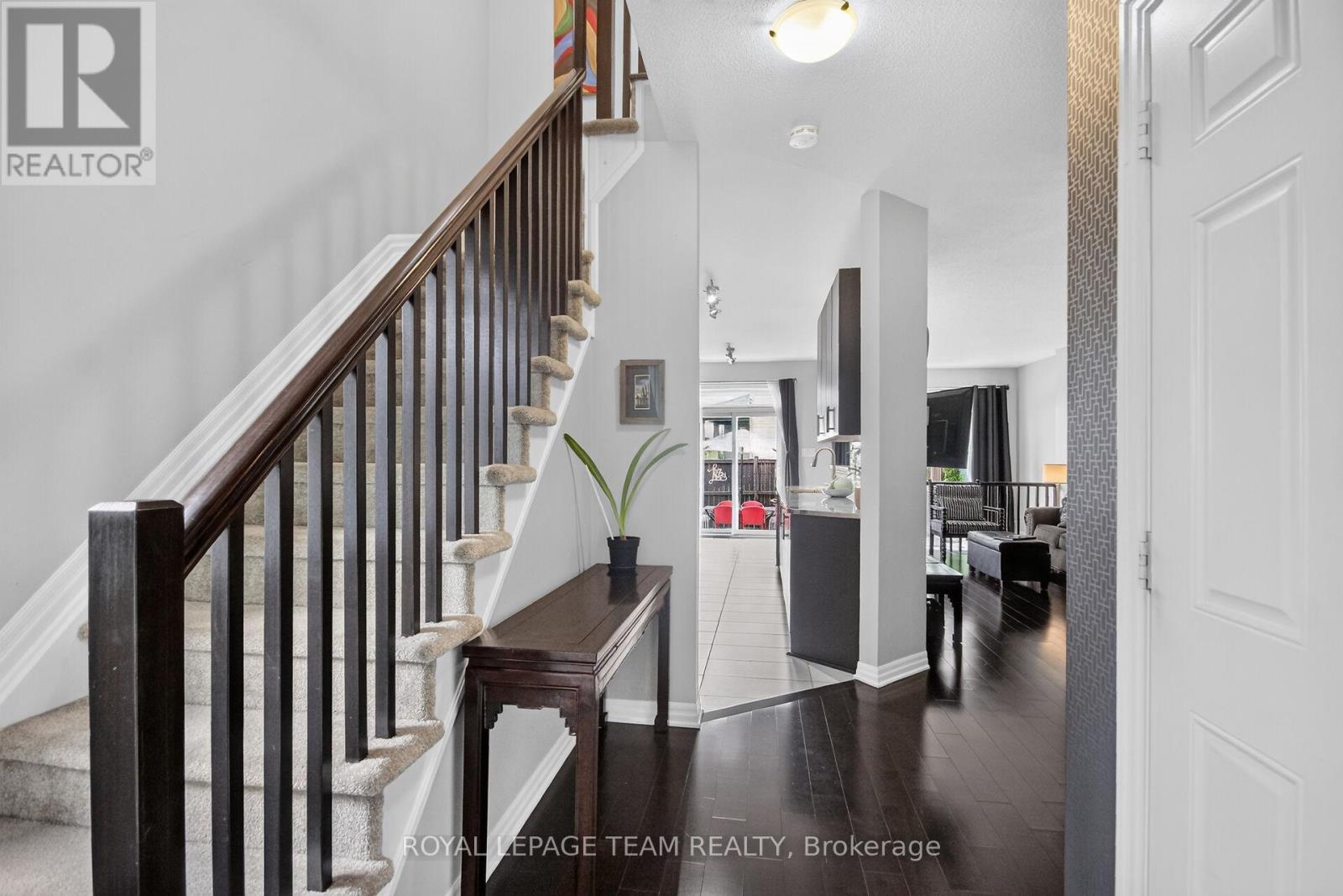 111 Hawkeswood Drive, Ottawa, ON