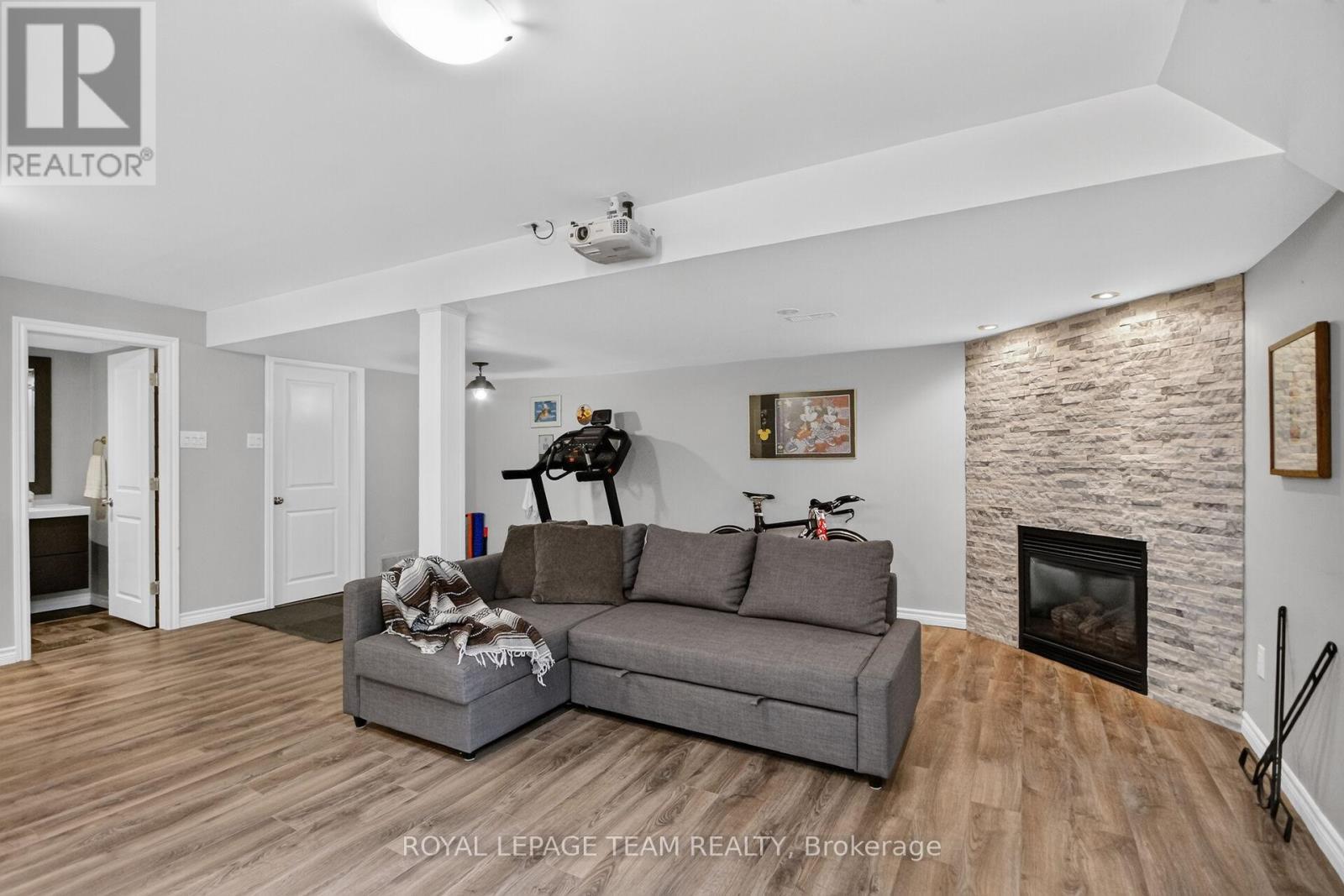 111 Hawkeswood Drive, Ottawa, ON