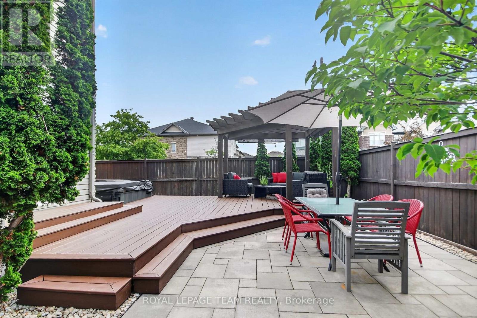 111 Hawkeswood Drive, Ottawa, ON