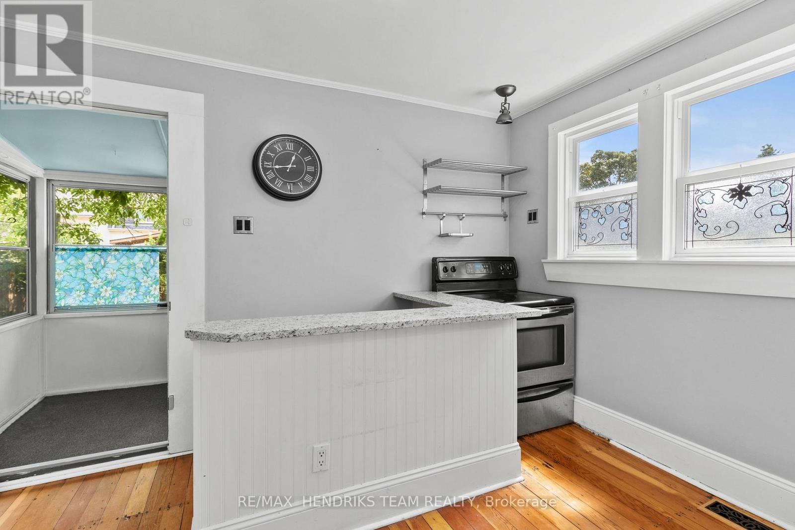 134 1/2 York Street, St. Catharines (Downtown), ON