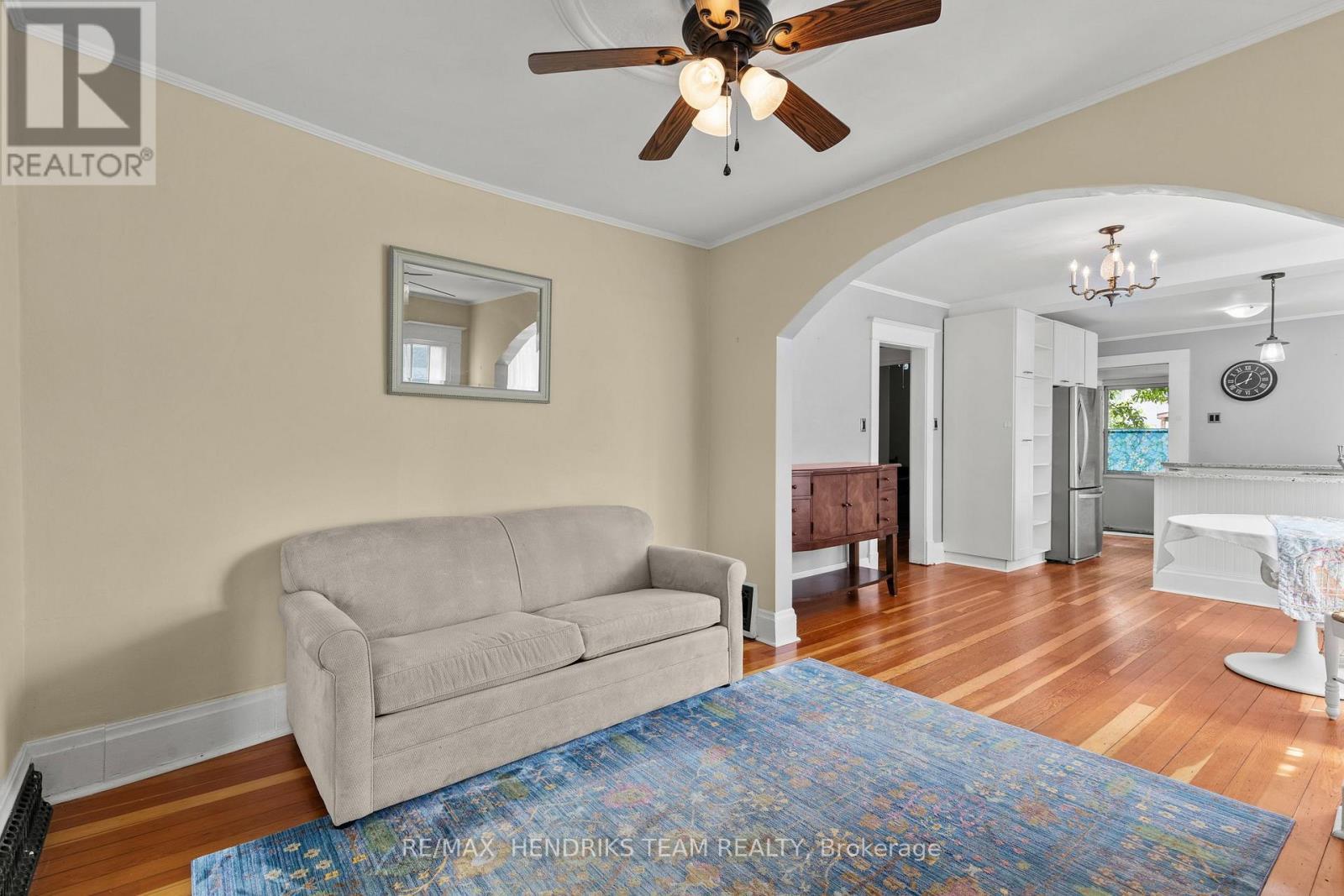 134 1/2 York Street, St. Catharines (Downtown), ON