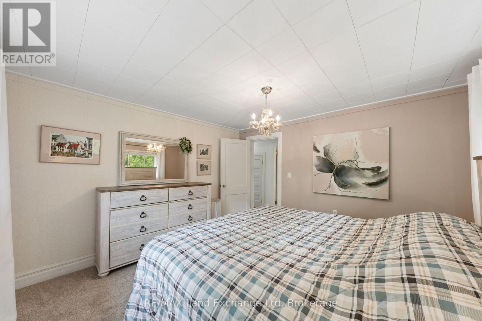 836 Victoria Street, Midland, ON