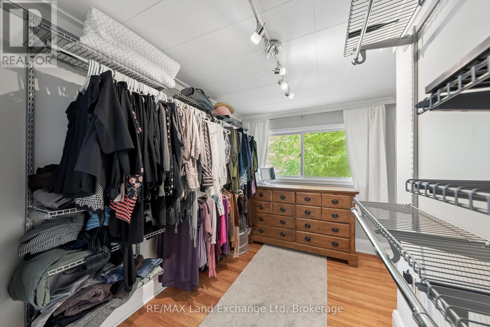 836 Victoria Street, Midland, ON
