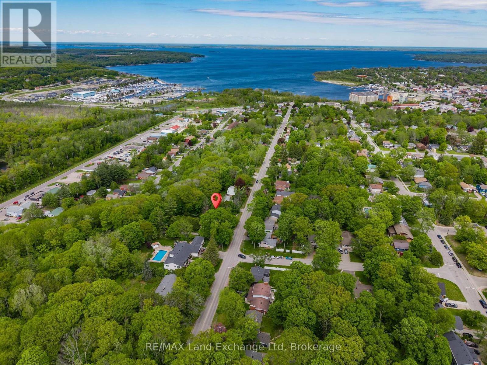 836 Victoria Street, Midland, ON