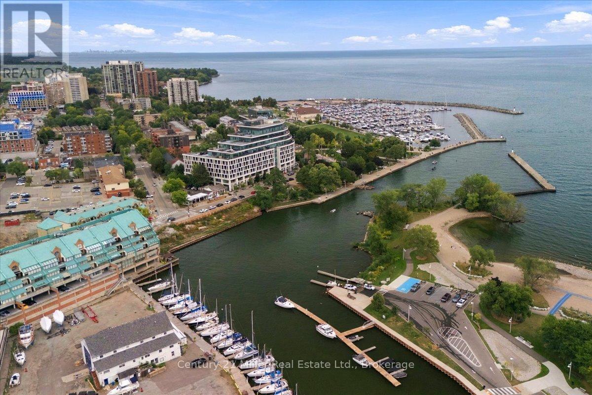 37 Tulip Street, Oakville (Br Bronte), ON