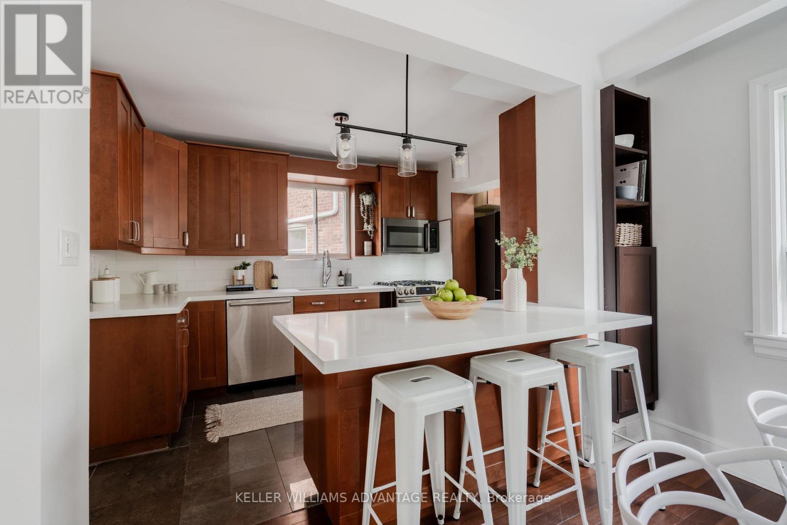 5 Hemlock Avenue, Toronto, ON