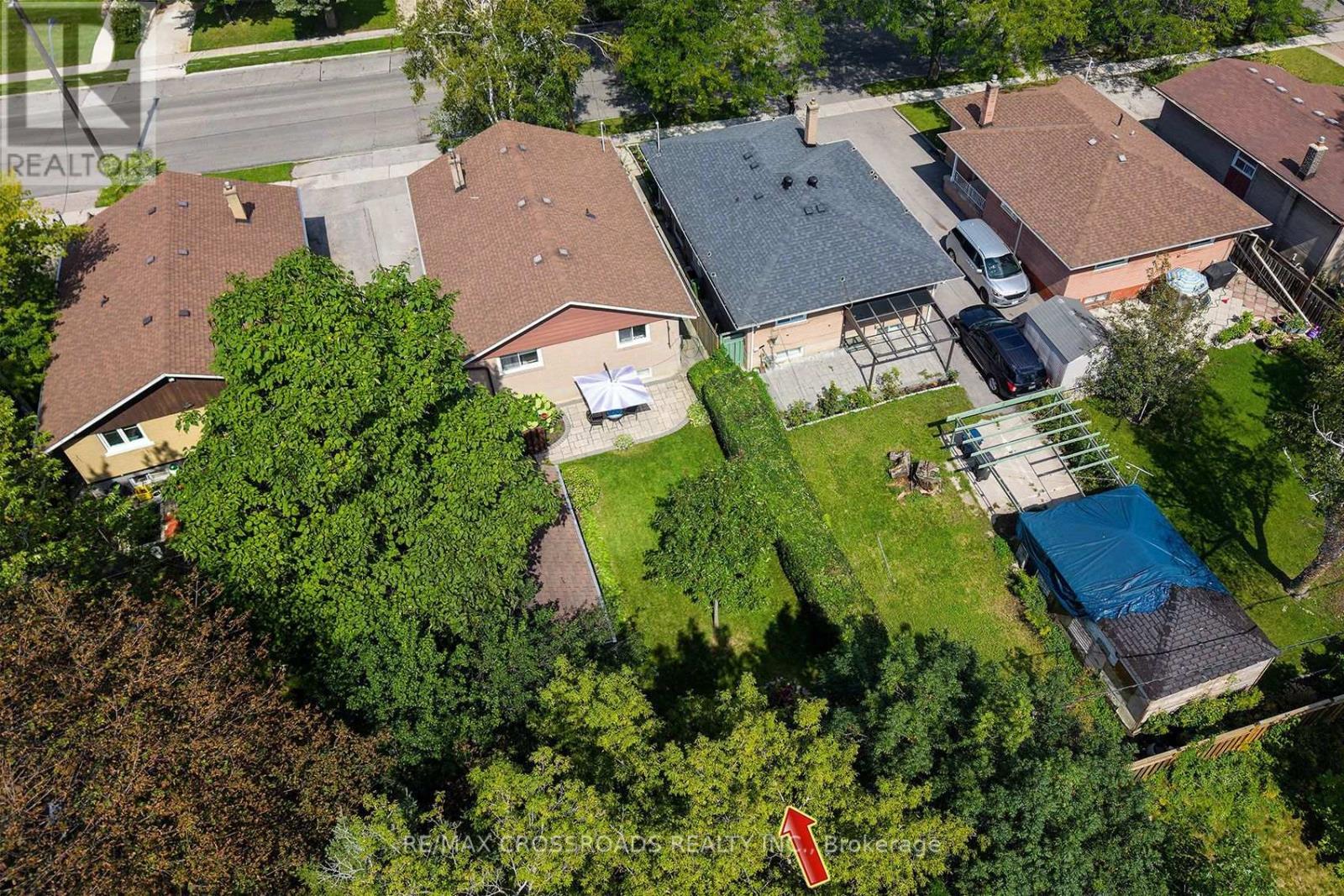 887 Brimorton Drive, Toronto, ON