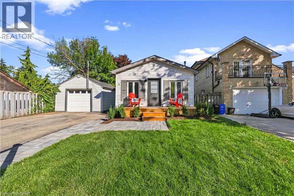 5 Herbert Court, Stoney Creek, ON