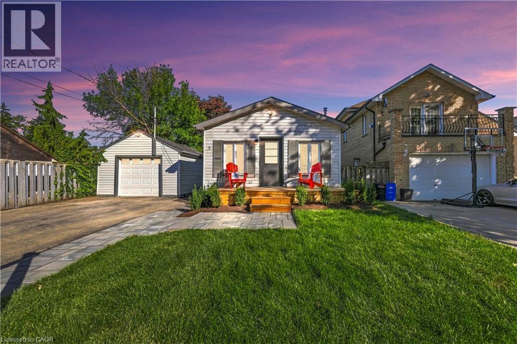 5 Herbert Court, Stoney Creek, ON