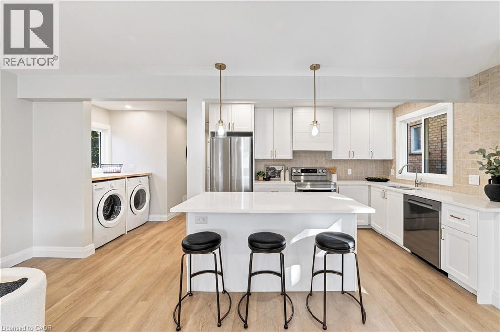 5 Herbert Court, Stoney Creek, ON