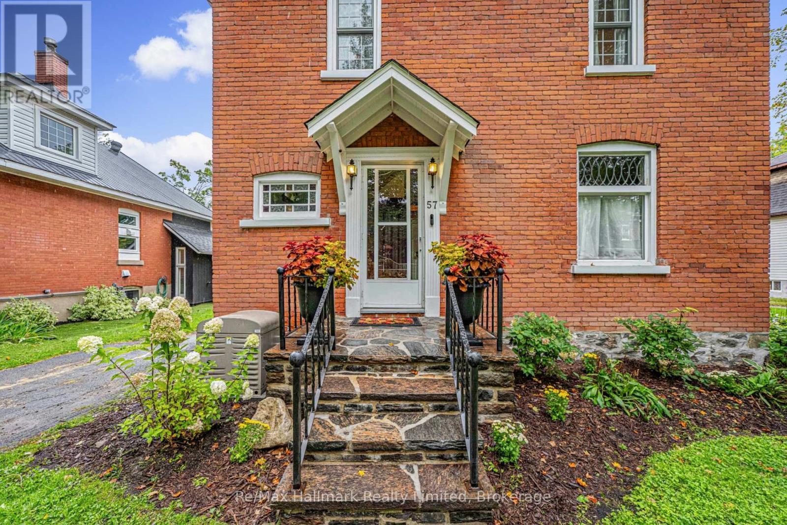57 Mcmurray Street, Bracebridge, ON