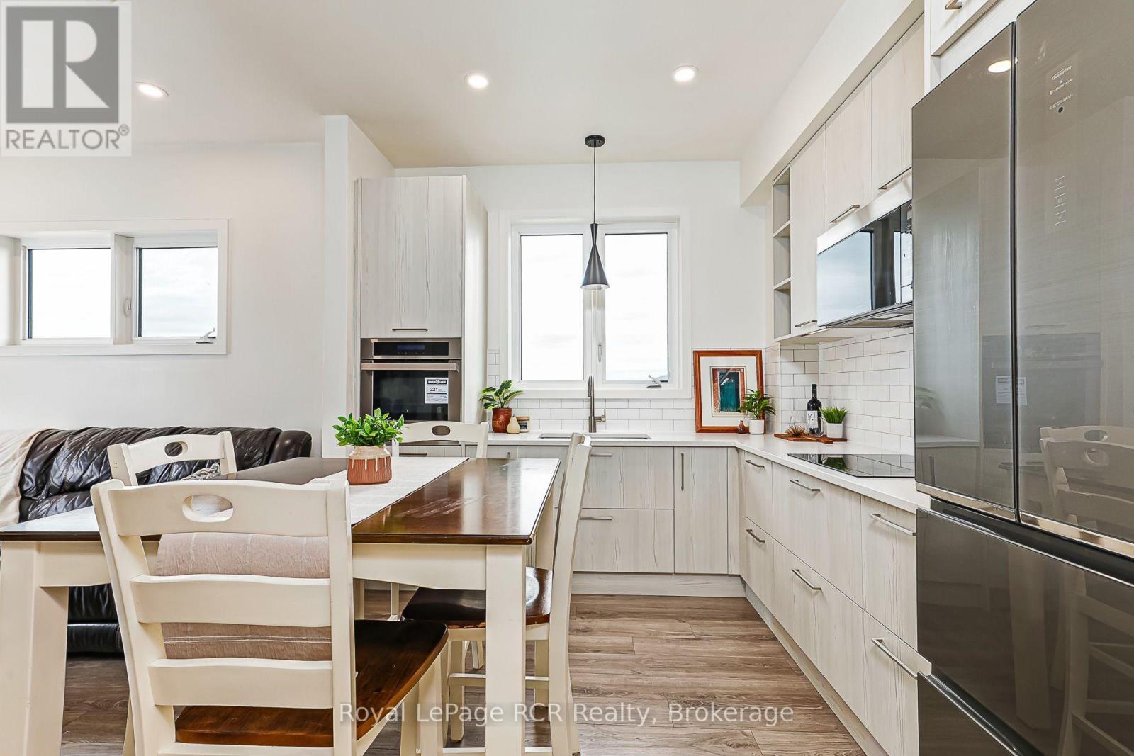 401 - 20 Beckwith Lane, Blue Mountains, ON