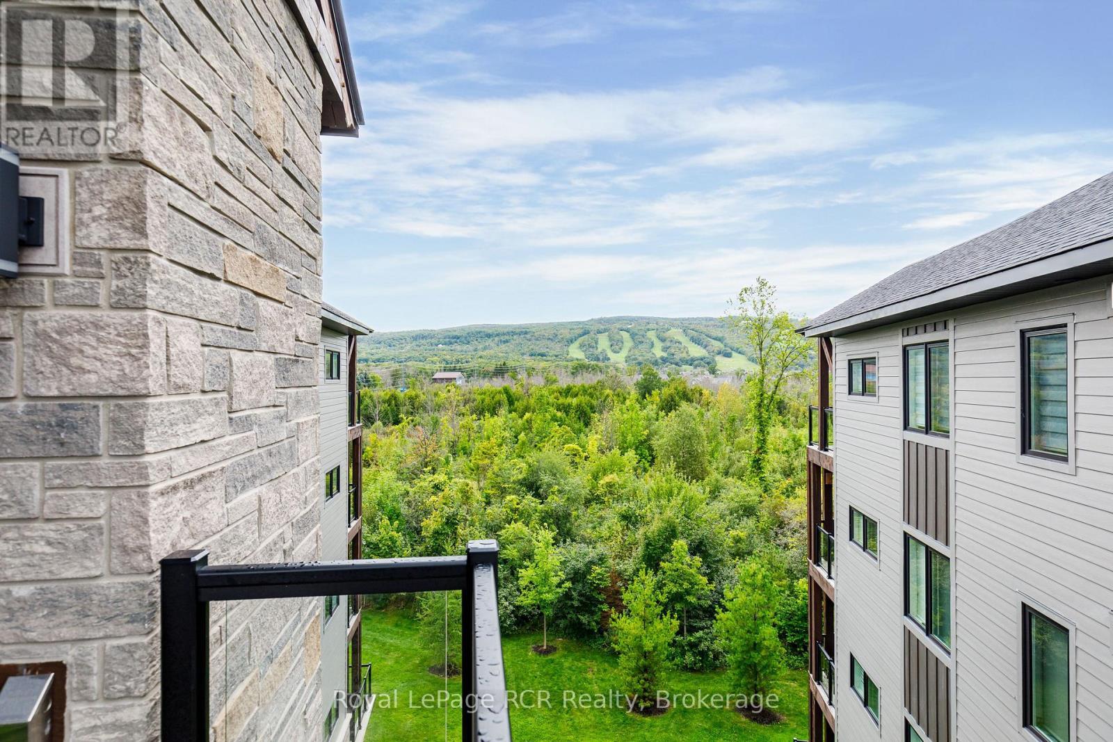 401 - 20 Beckwith Lane, Blue Mountains, ON