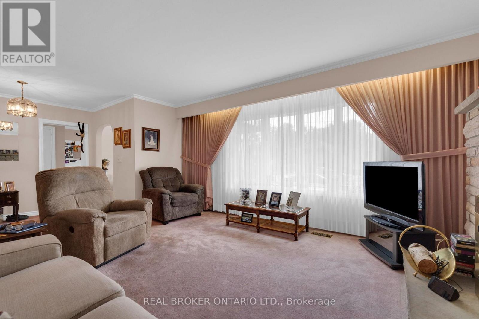 3 Robert Street, Essa, ON