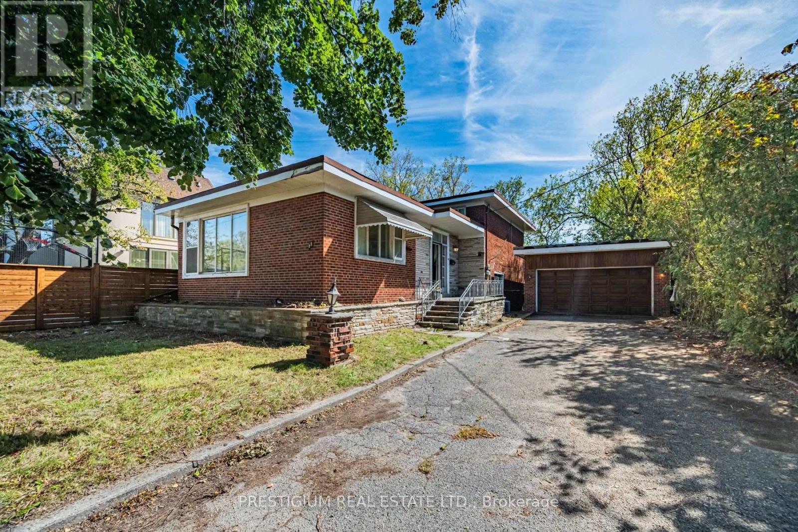 75 Stormont Avenue, Toronto, ON