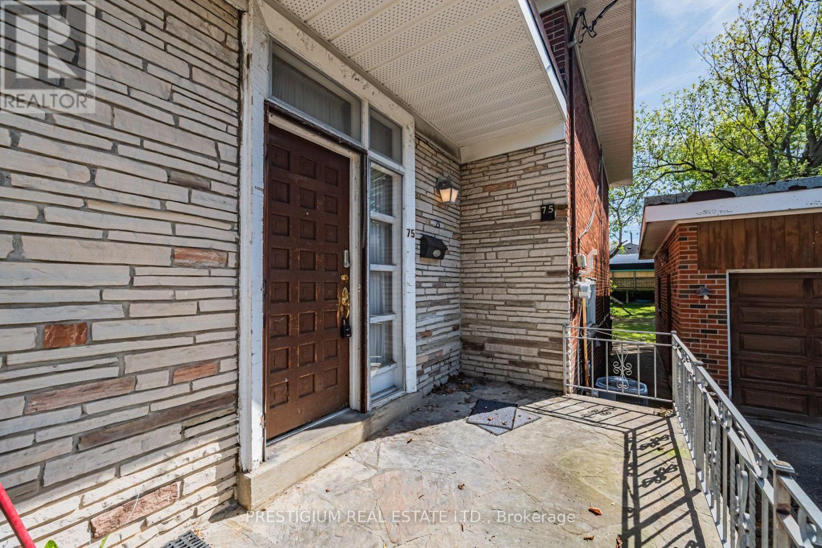 75 Stormont Avenue, Toronto, ON