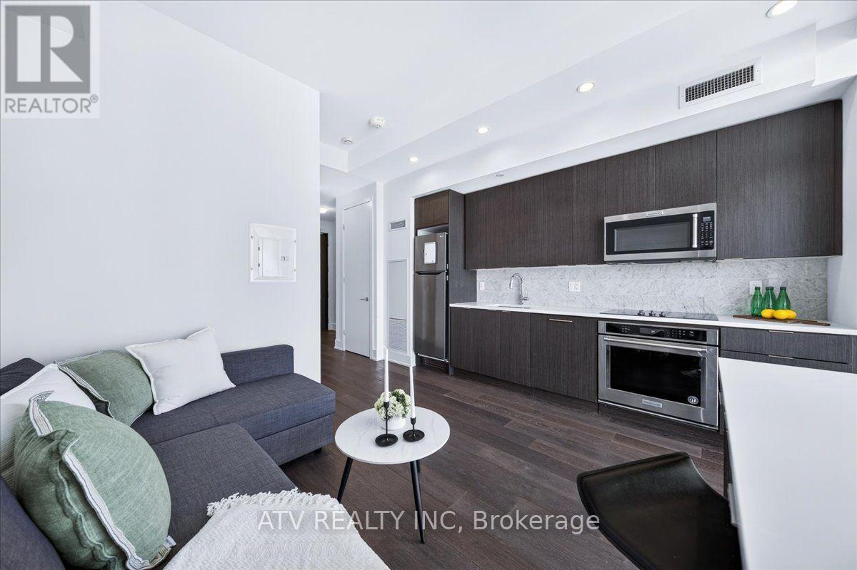 Uph03 - 38 Iannuzzi Street, Toronto, ON