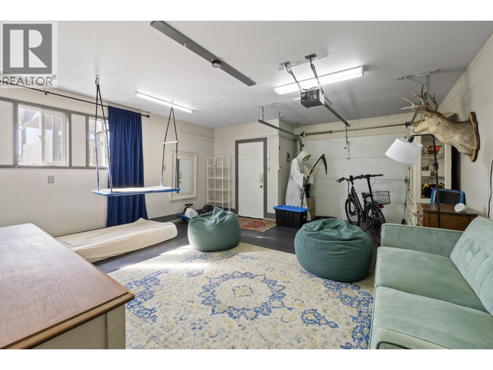 Shop/garage - 3361 Paynter Road, West Kelowna, BC