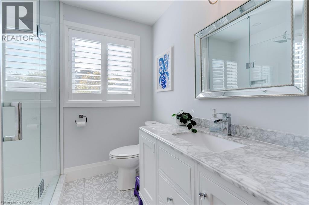 296 Kent Crescent, Burlington, ON