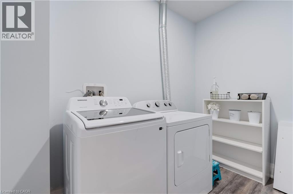 296 Kent Crescent, Burlington, ON