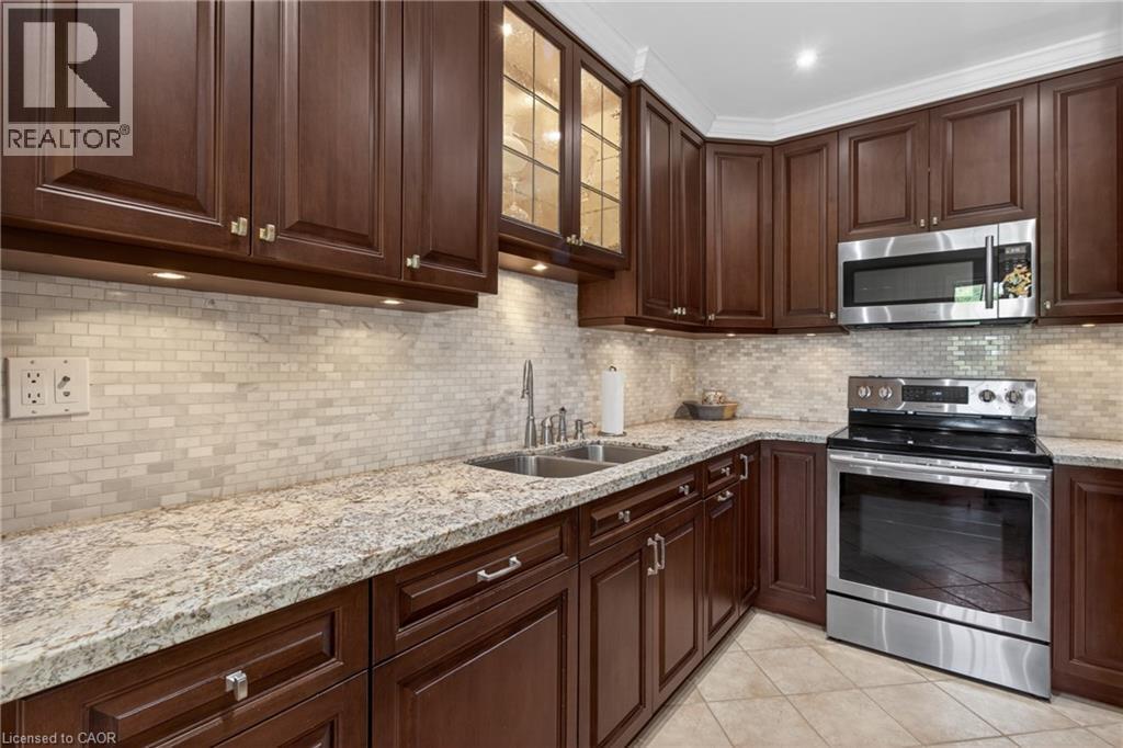 Kitchen - 1347 Brookstar Drive, Oakville, ON