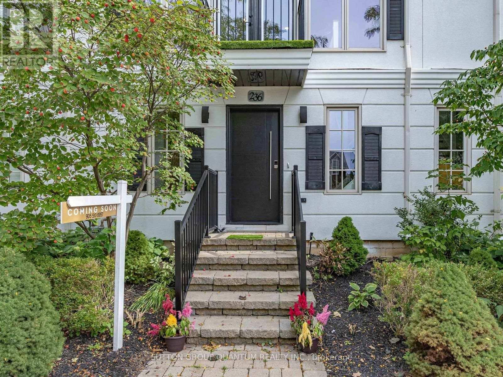 236 Randall Street, Oakville, ON