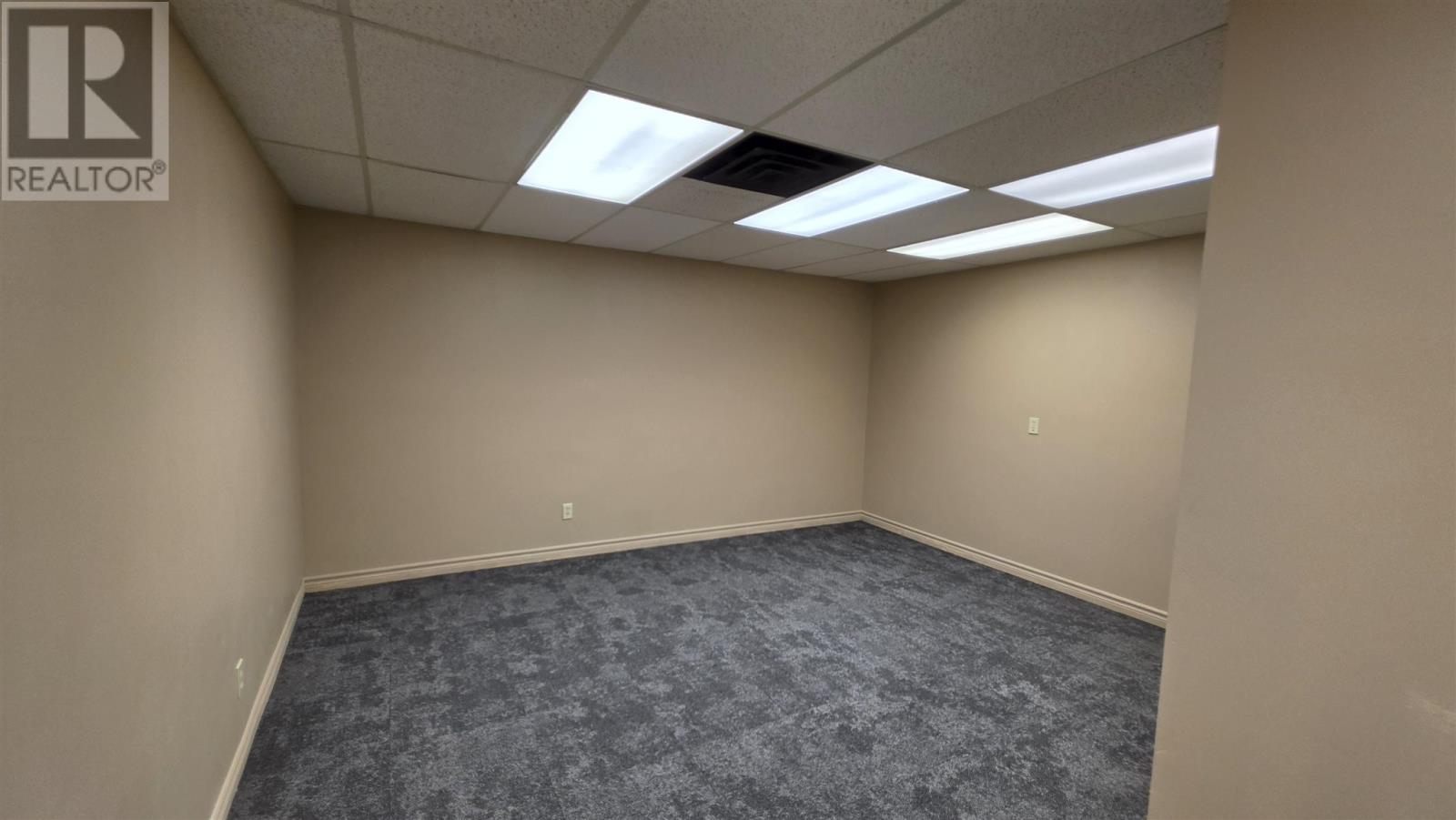 642 Great Northern Rd # B, Sault Ste. Marie, ON