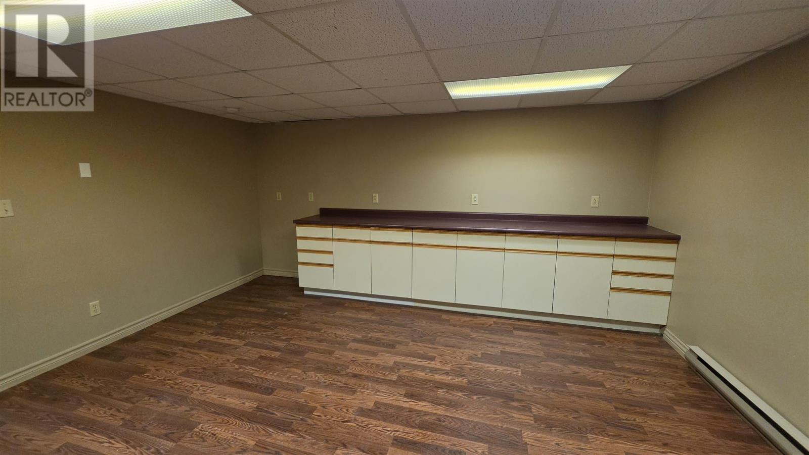 642 Great Northern Rd # B, Sault Ste. Marie, ON