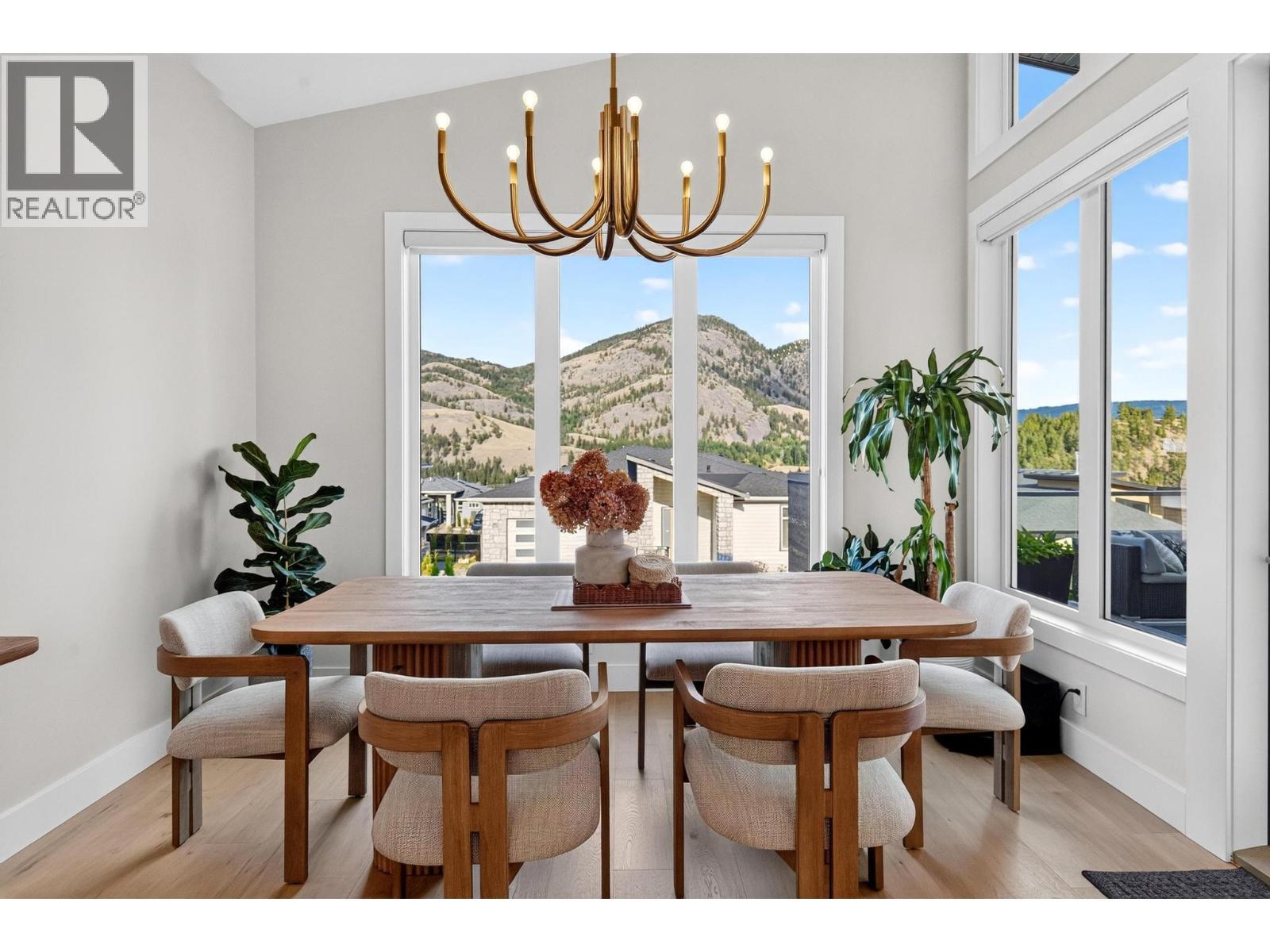 Dining area - 887 Loseth Drive, Kelowna, BC