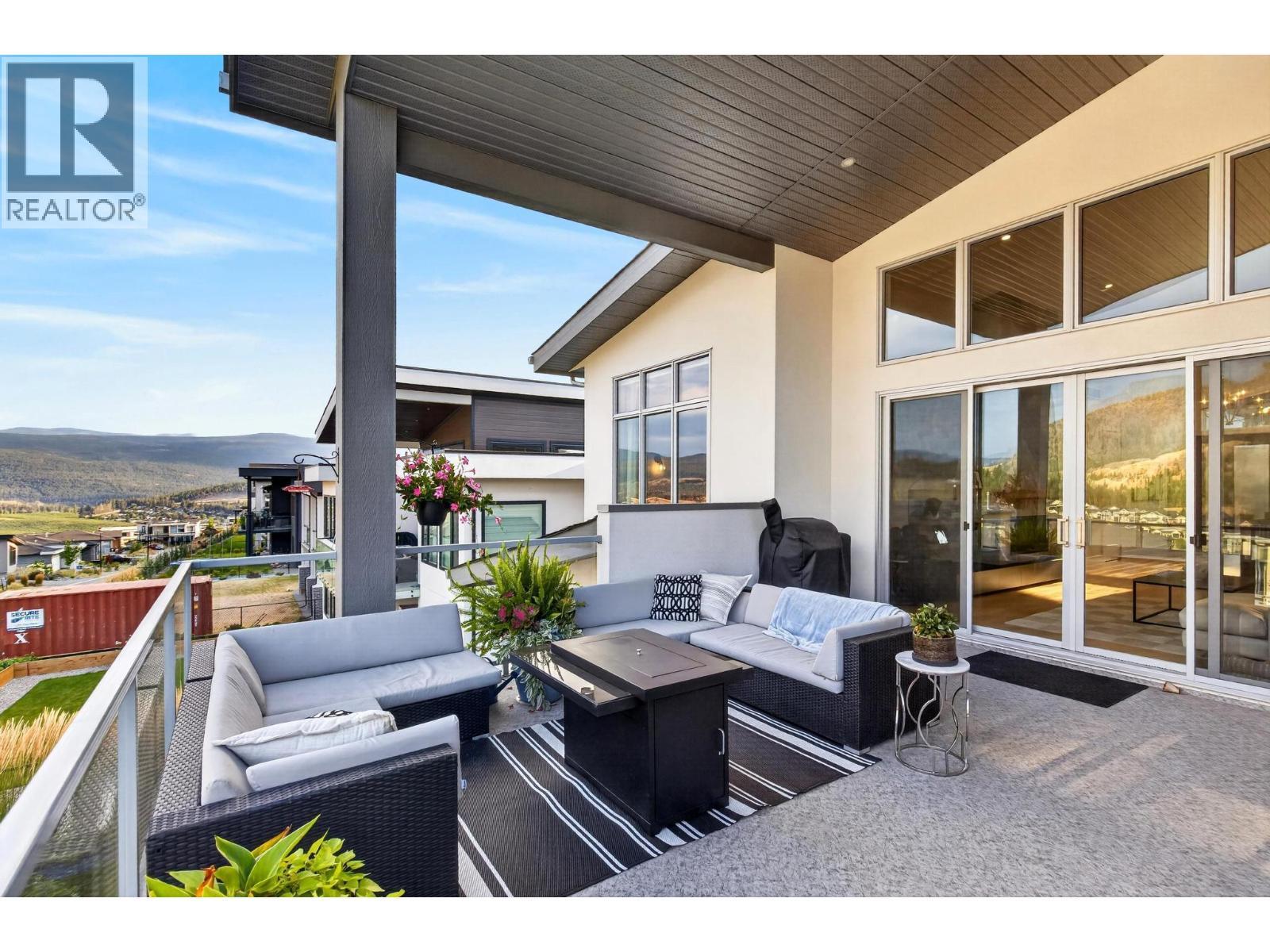 Main Floor Balcony - 887 Loseth Drive, Kelowna, BC