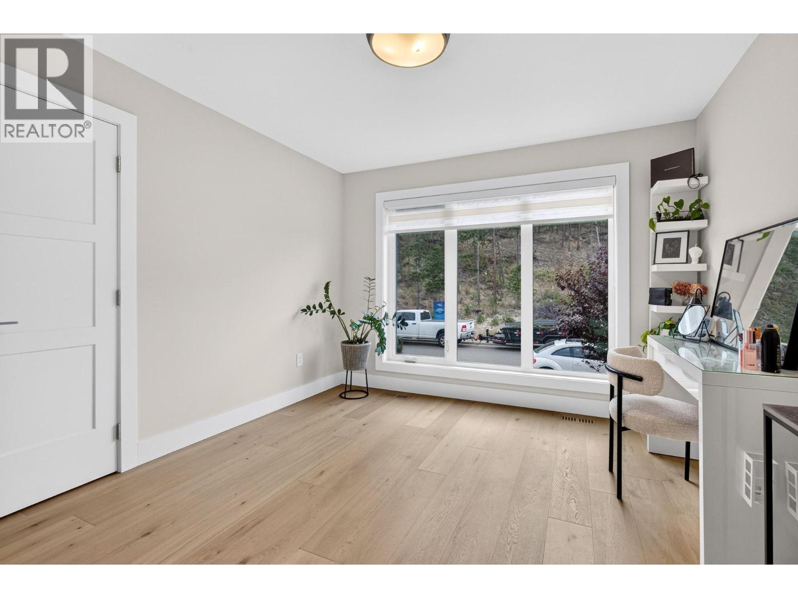 887 Loseth Drive, Kelowna, BC
