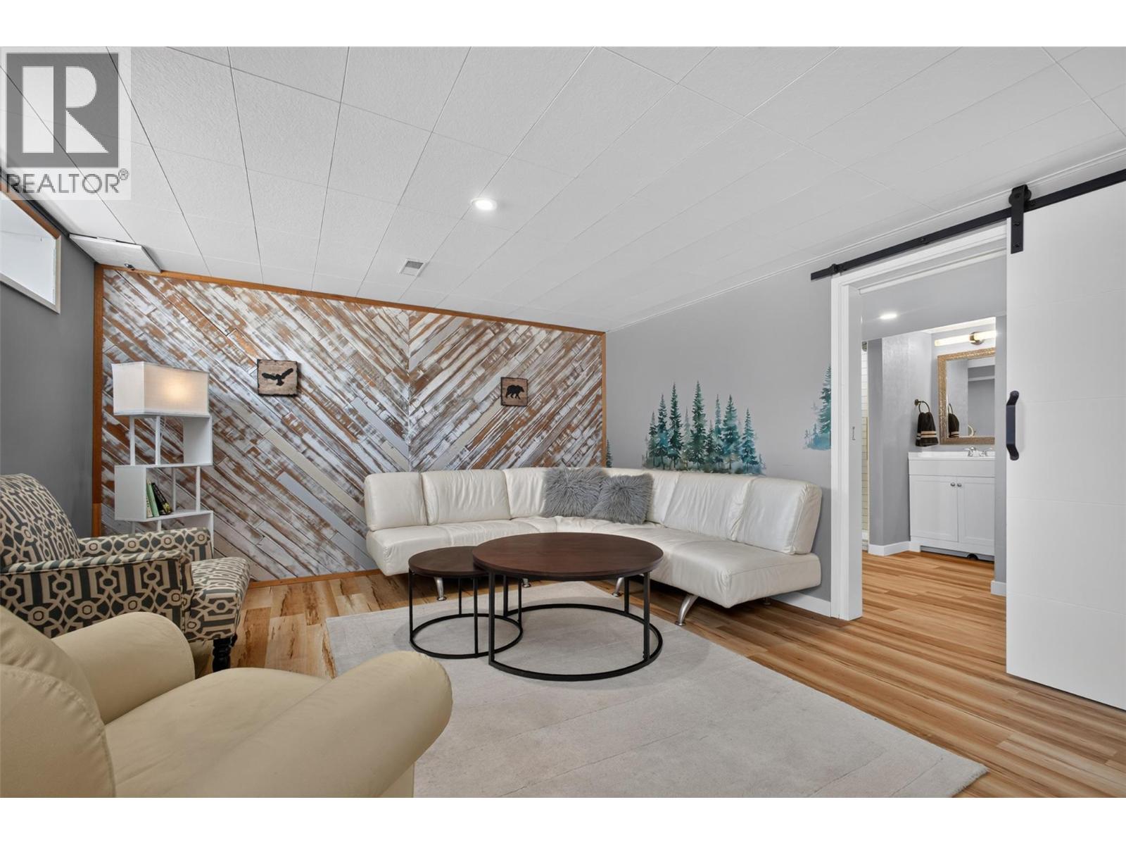 Downstairs Family Room - 1261 Lawson Avenue, Kelowna, BC
