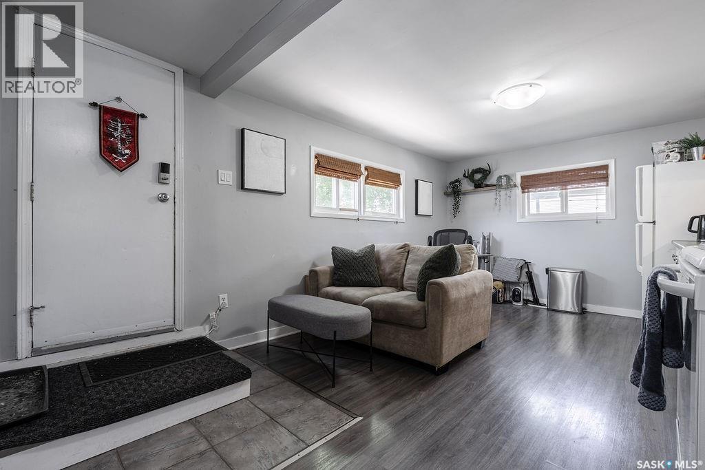 1736 1St Avenue N, Saskatoon, SK