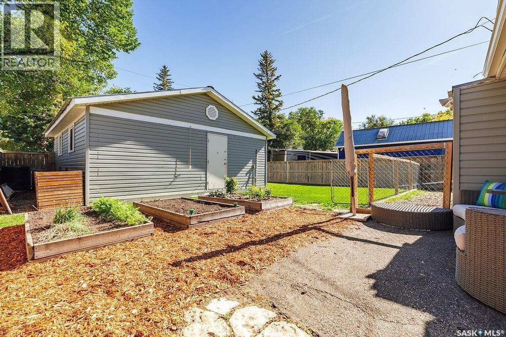 1736 1St Avenue N, Saskatoon, SK