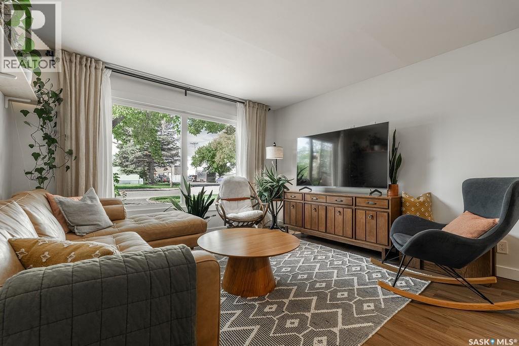 1736 1St Avenue N, Saskatoon, SK