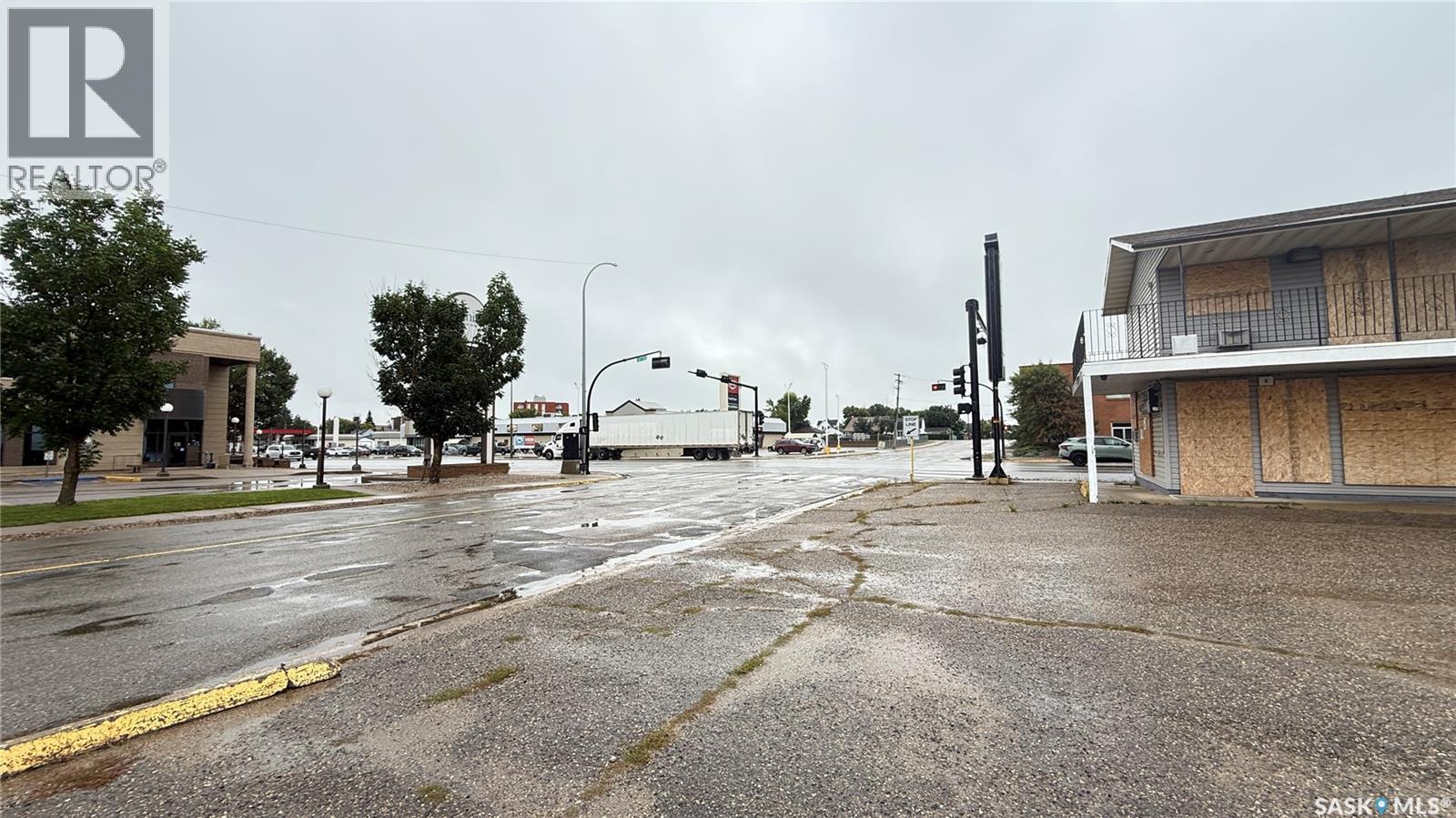 905 4Th Street, Estevan, SK