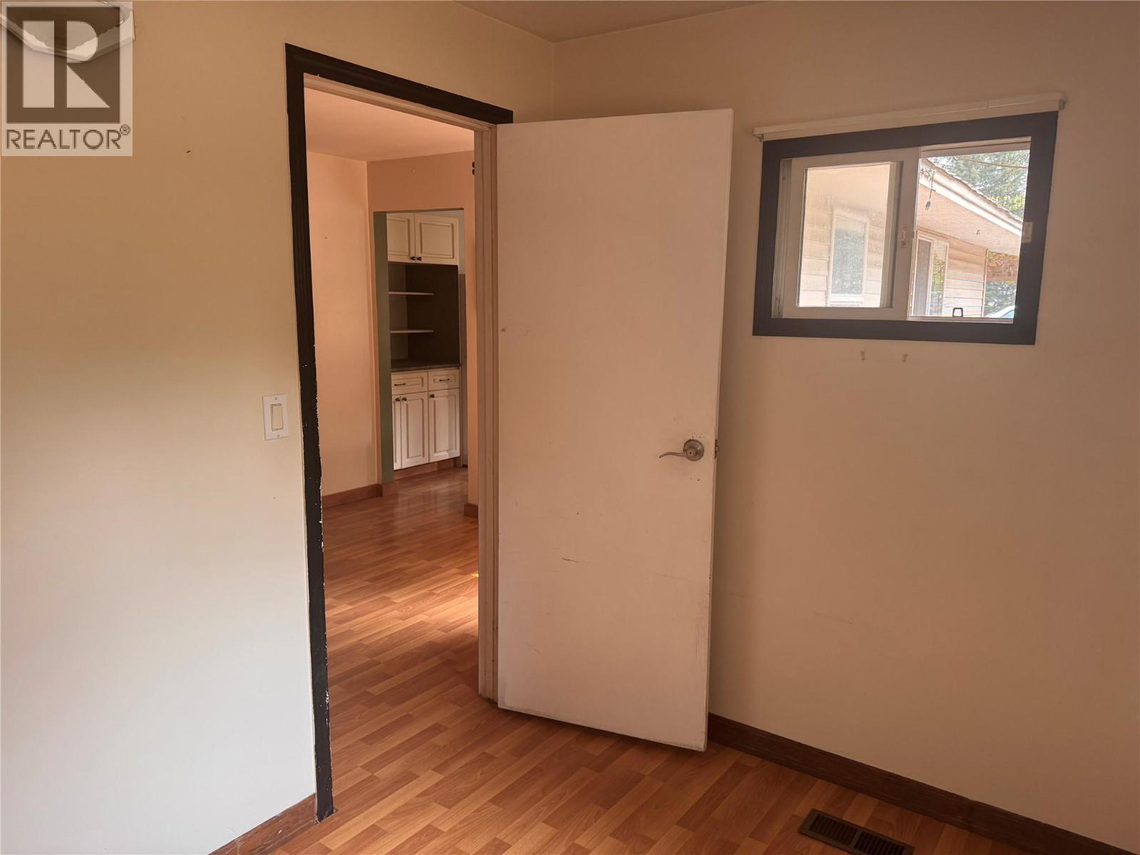 Office - 903 Ryter Road W, Nicholson, BC