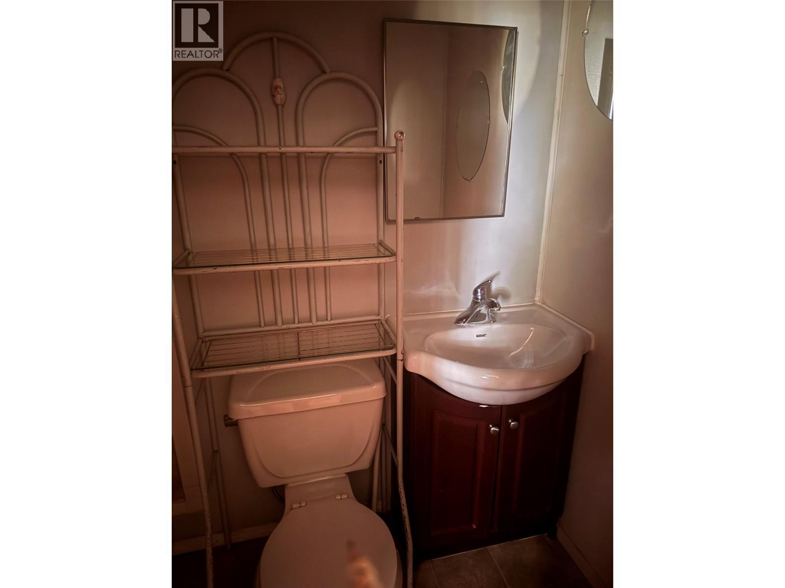 Master ensuite - 903 Ryter Road W, Nicholson, BC
