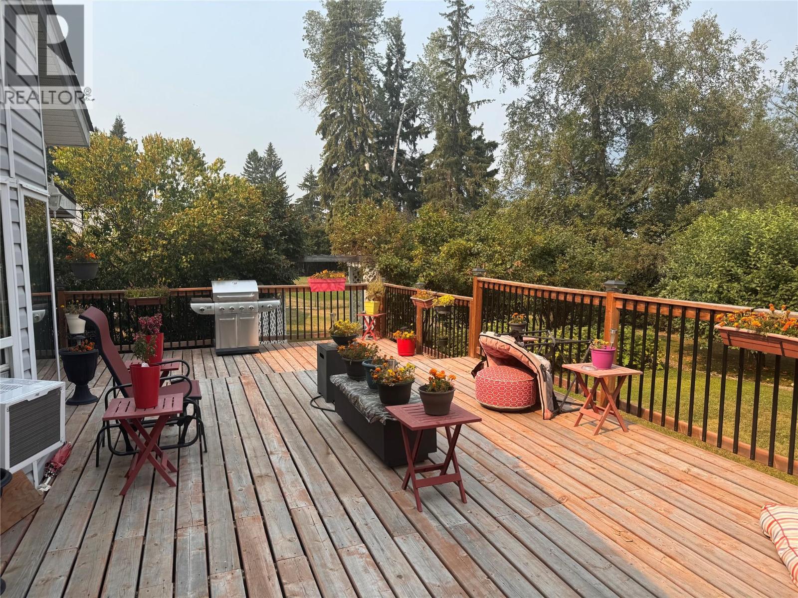 Deck - 903 Ryter Road W, Nicholson, BC