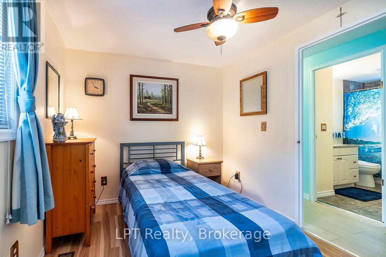 745 Grandview Drive, Oshawa (Donevan), ON