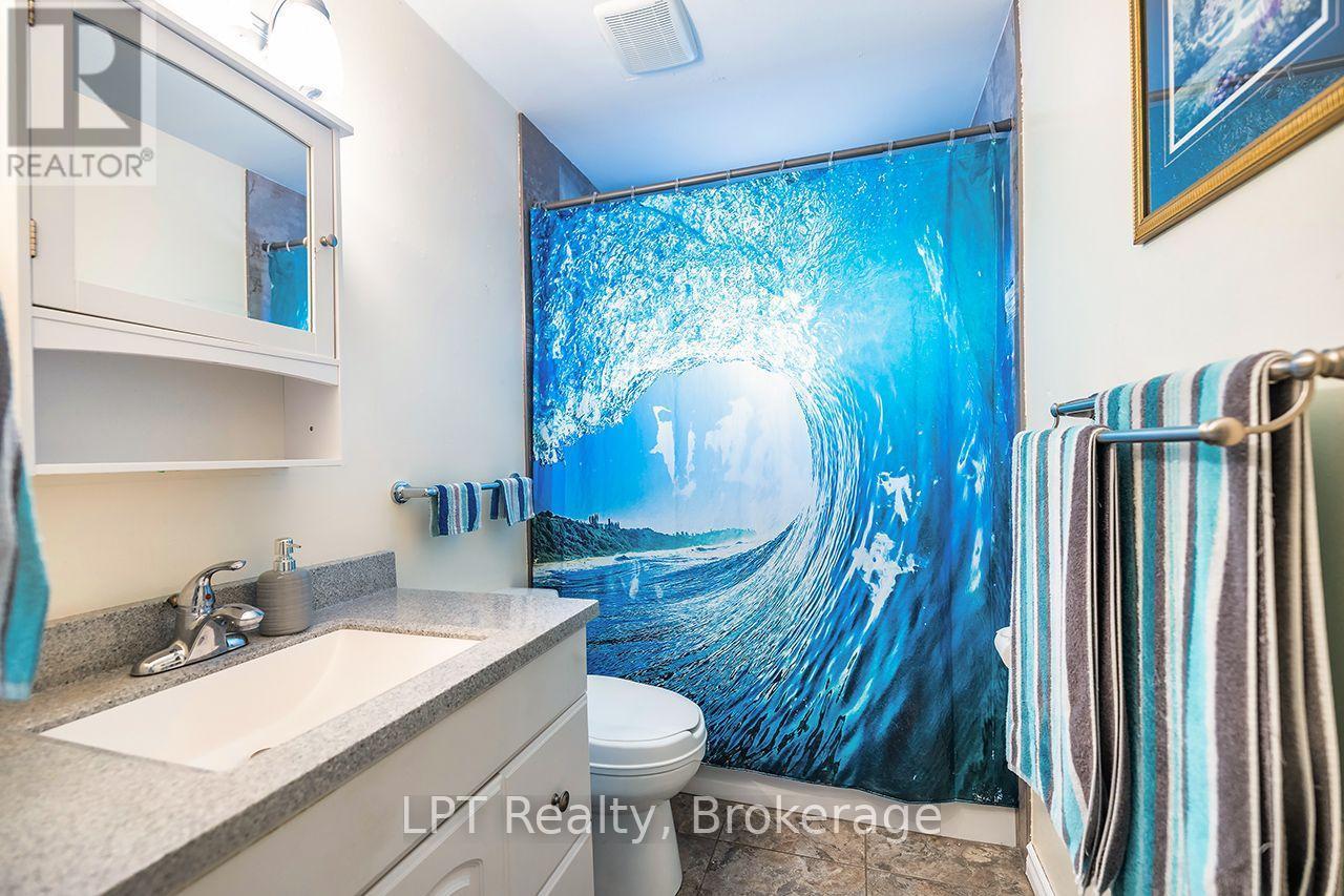 745 Grandview Drive, Oshawa (Donevan), ON