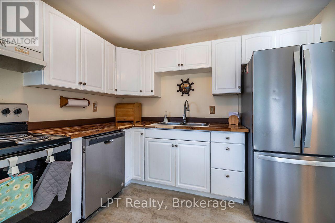745 Grandview Drive, Oshawa (Donevan), ON