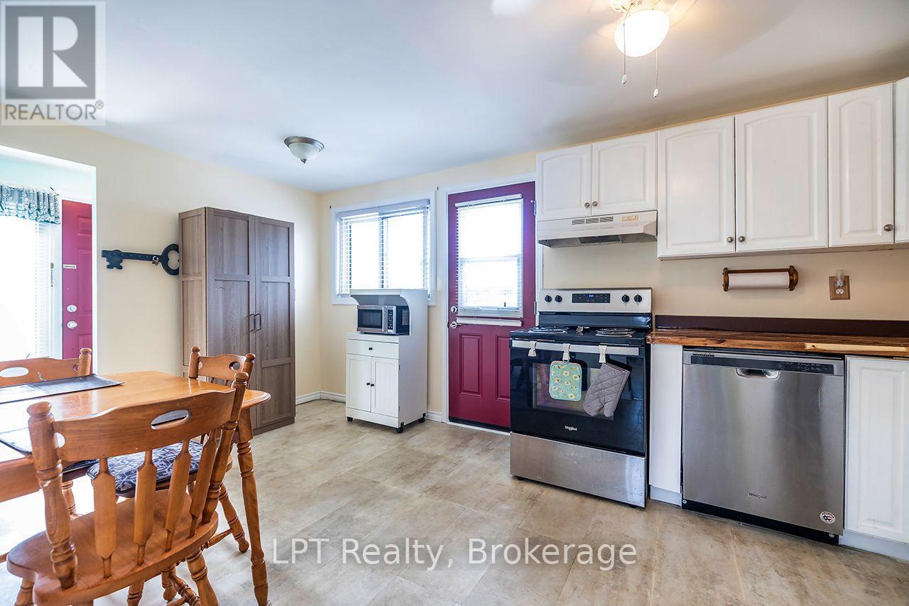 745 Grandview Drive, Oshawa (Donevan), ON