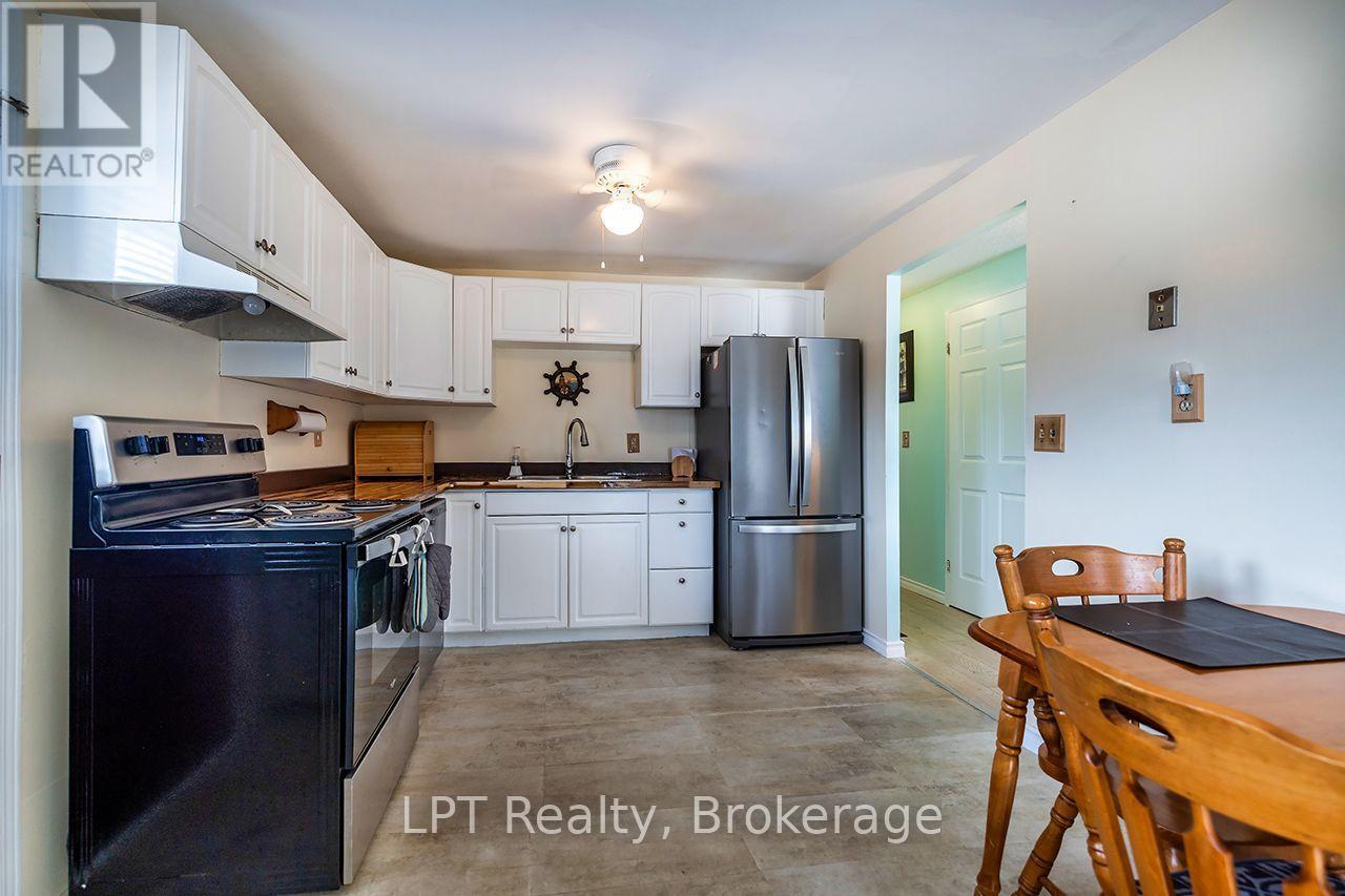 745 Grandview Drive, Oshawa (Donevan), ON